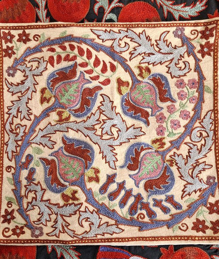 Hand embroidered Suzani Pillow, Suzani cushion, Decorative Pillow, pillow case, Handmade Suzani Pillow Cover from Uzbekistan