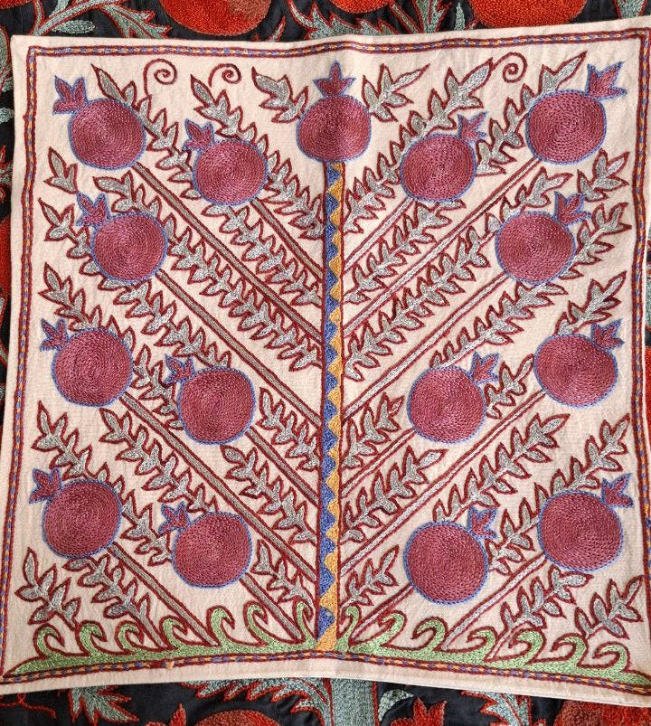 Hand embroidered Suzani Pillow cover, Suzani cushion, Decorative Pillow, pillow case Uzbekistan