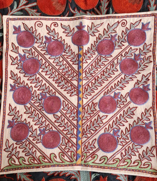 Hand embroidered Suzani Pillow cover, Suzani cushion, Decorative Pillow, pillow case Uzbekistan