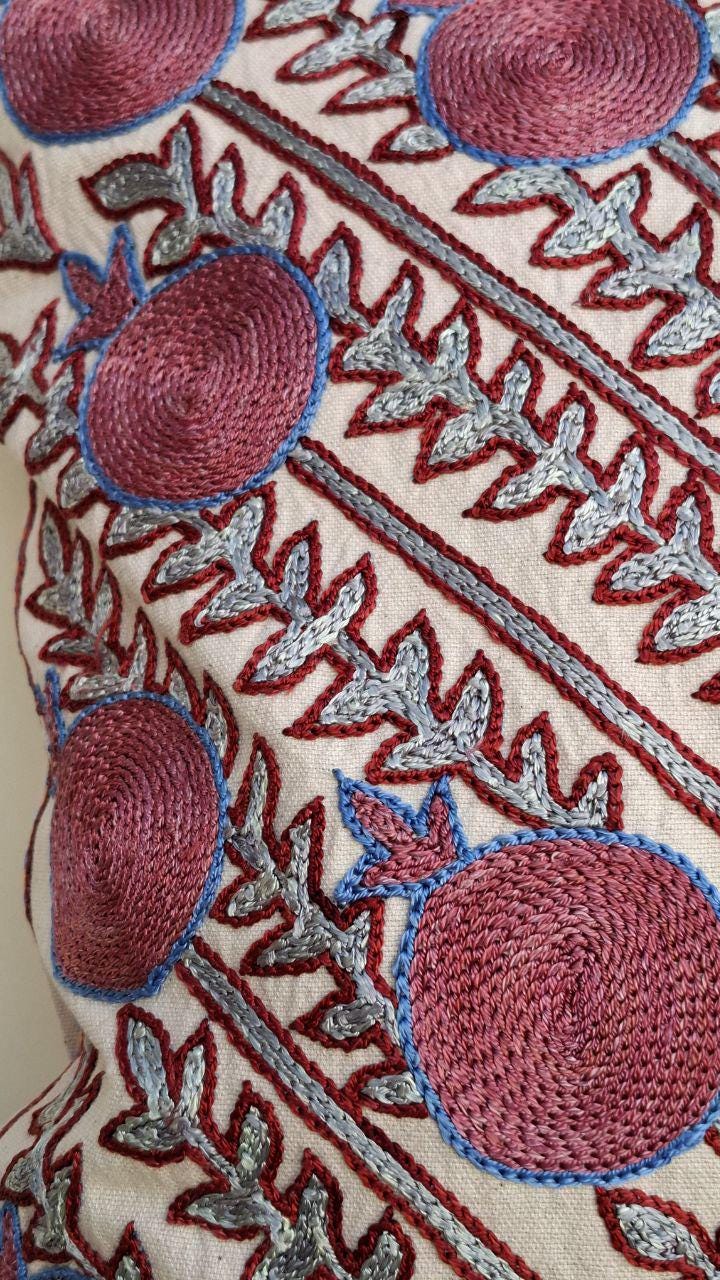 Hand embroidered Suzani Pillow cover, Suzani cushion, Decorative Pillow, pillow case Uzbekistan