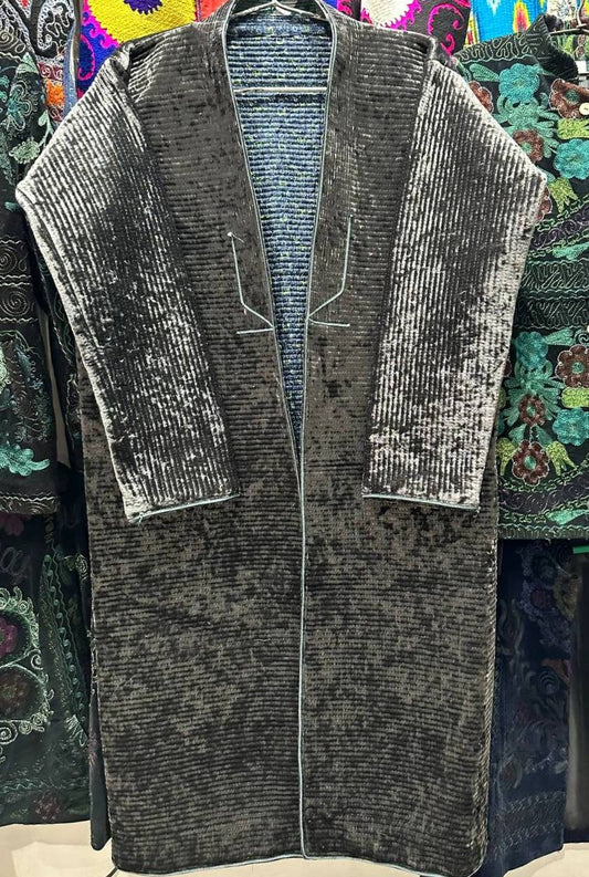 Uzbek handmade warm quilted ikat chapan, coat, robe .Unisex, free size.