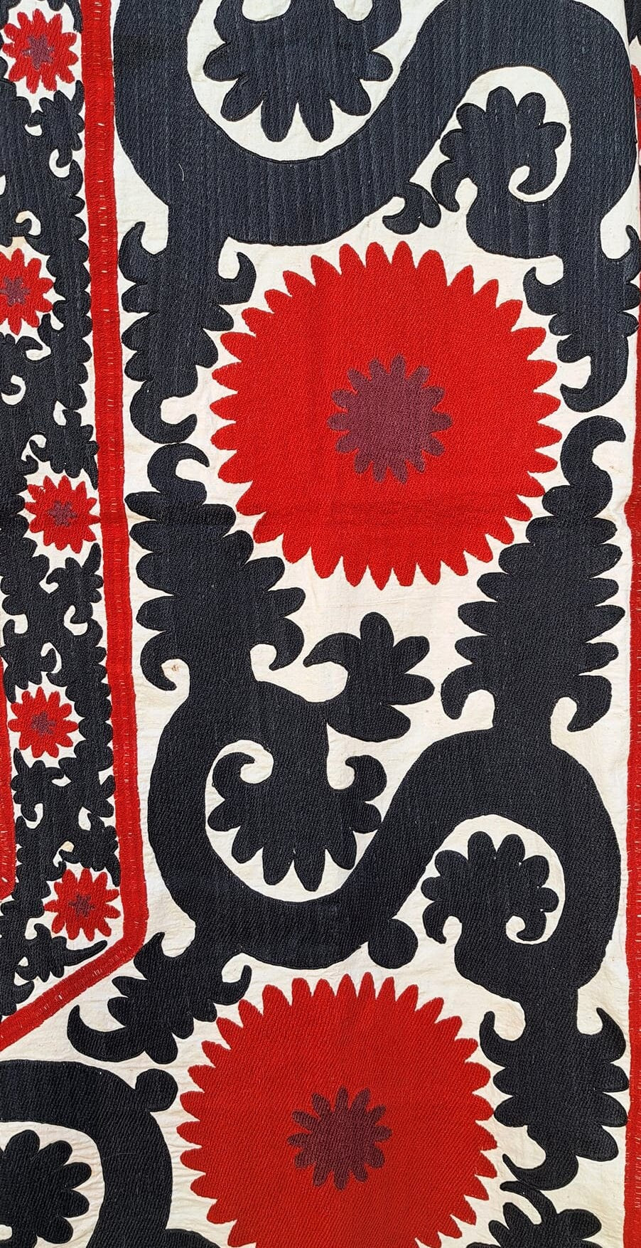 Rare Vintage Uzbek  hand embroidery Suzani from Samarkand .Tablecloth, Wall hanging, Bedspread,Bedcover.