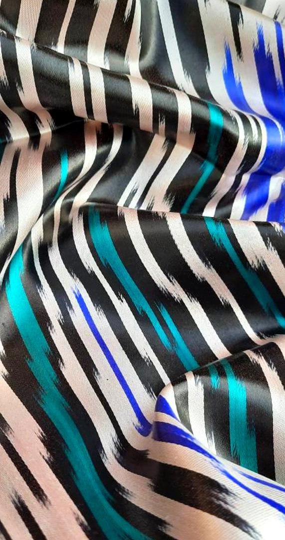 A piece of 3 meters Uzbek handmade 100% silk vintage ikat fabric "Khan-atlas".Handwoven,Hand-dyed,natural silk organic ikat .