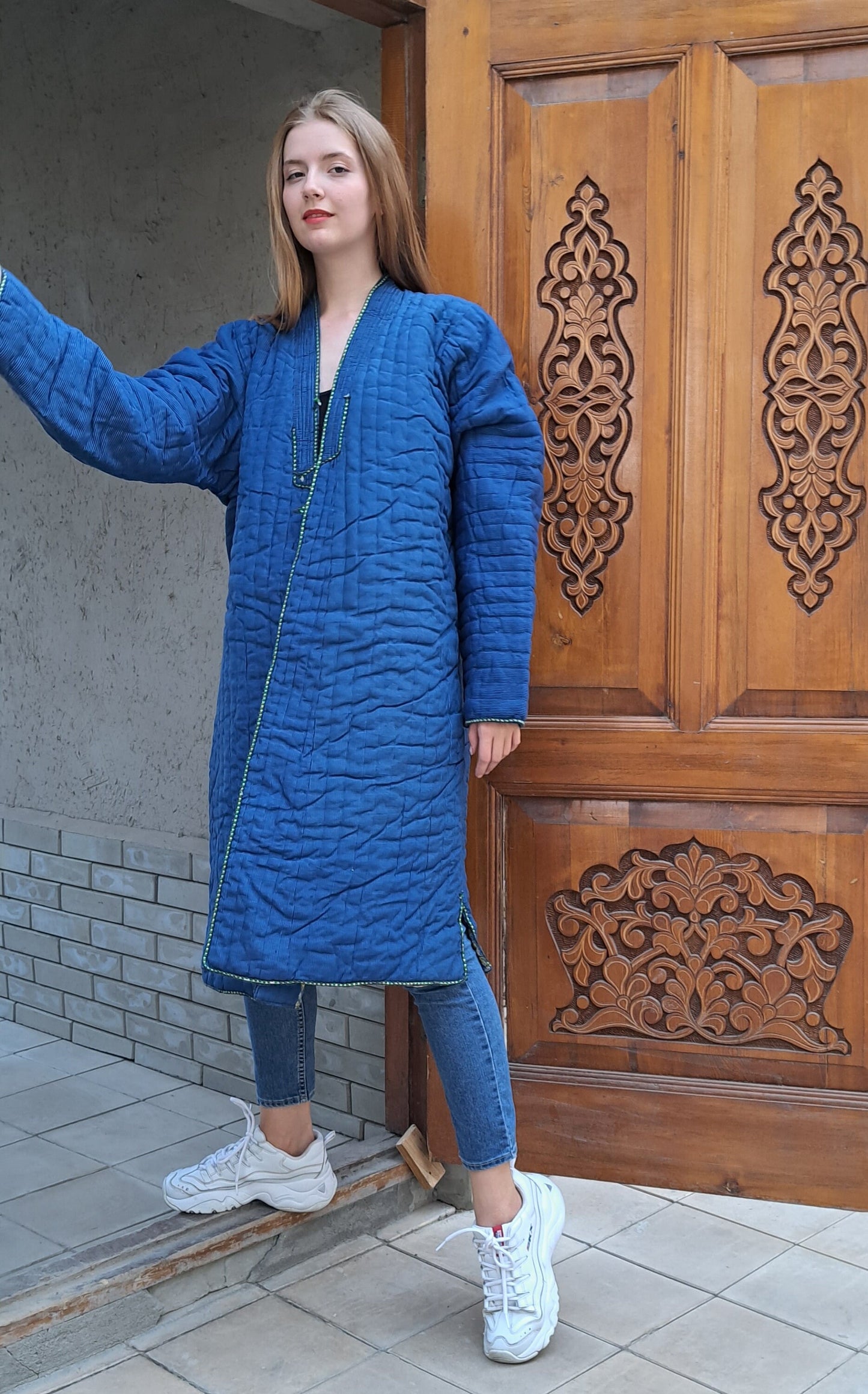 Uzbek handmade warm quilted chapan, coat, robe from a vintage bekasam fabric. Unisex, free size.