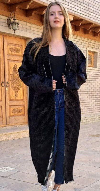 Uzbek silk velvet warm quilted chapan,coat,robe .Unisex,free size.