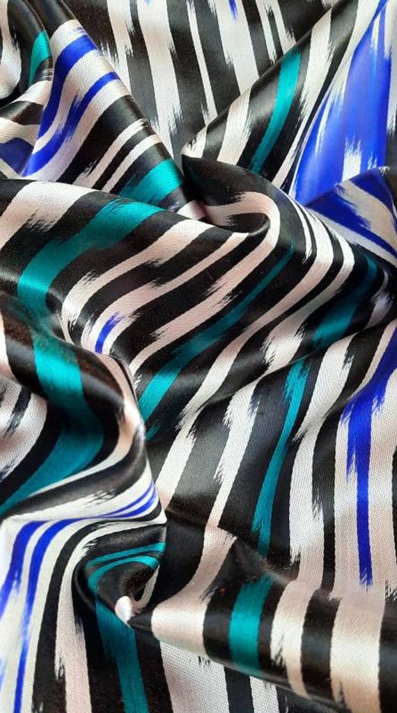 A piece of 3 meters Uzbek handmade 100% silk vintage ikat fabric "Khan-atlas".Handwoven,Hand-dyed,natural silk organic ikat .