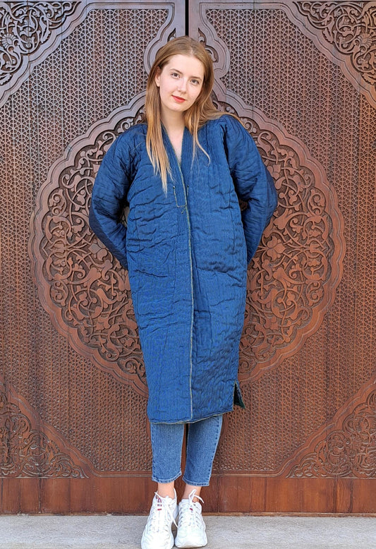 Uzbek handmade warm quilted chapan, coat, robe from a vintage bekasam fabric. Unisex, free size.