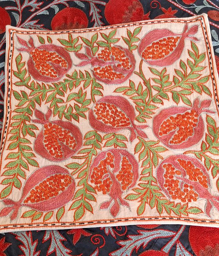 Hand embroidered Suzani Pillow, Suzani cushion, Decorative Pillow, pillow case, Handmade Suzani Pillow Cover from Uzbekistan