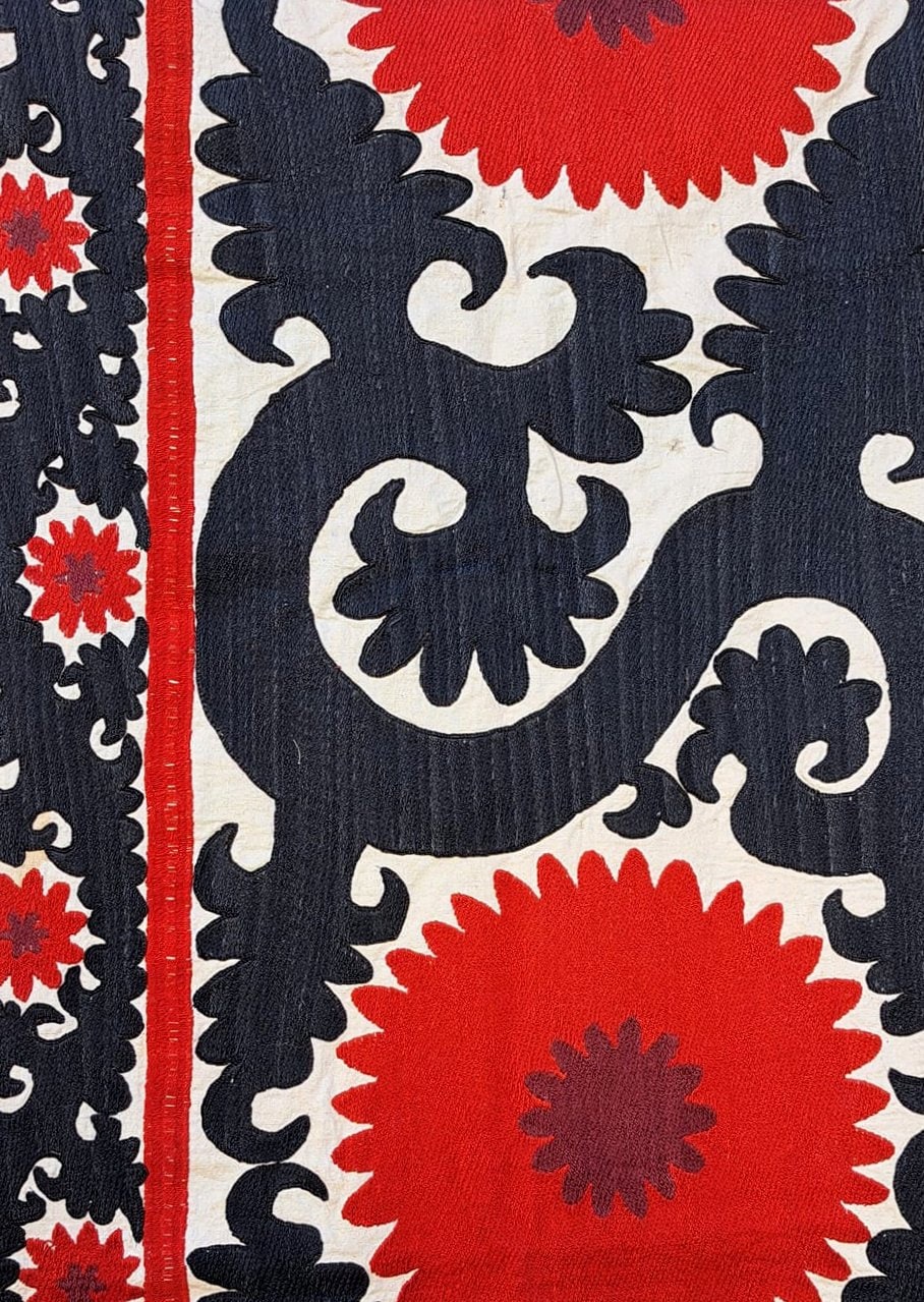 Rare Vintage Uzbek  hand embroidery Suzani from Samarkand .Tablecloth, Wall hanging, Bedspread,Bedcover.