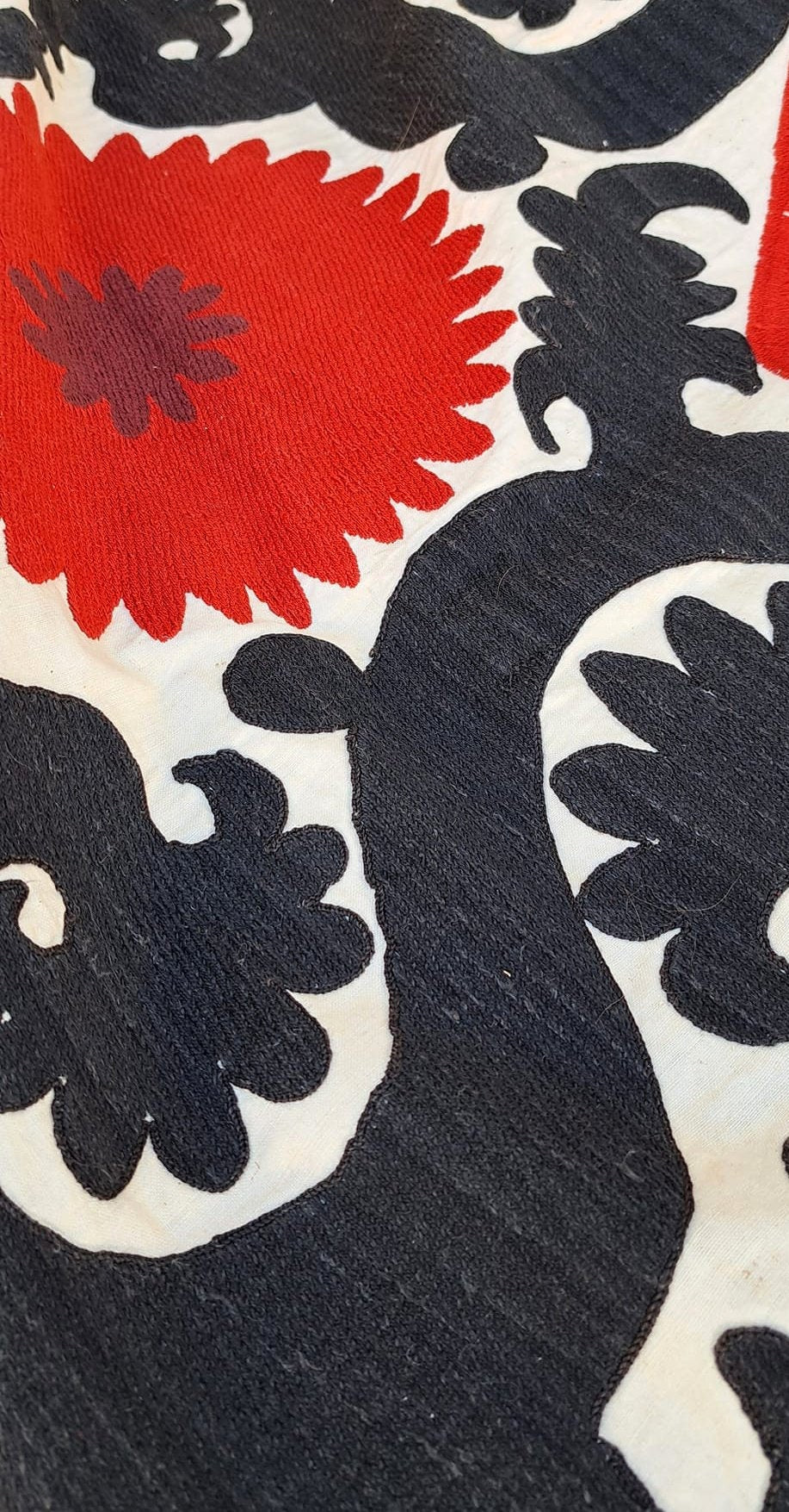 Rare Vintage Uzbek  hand embroidery Suzani from Samarkand .Tablecloth, Wall hanging, Bedspread,Bedcover.