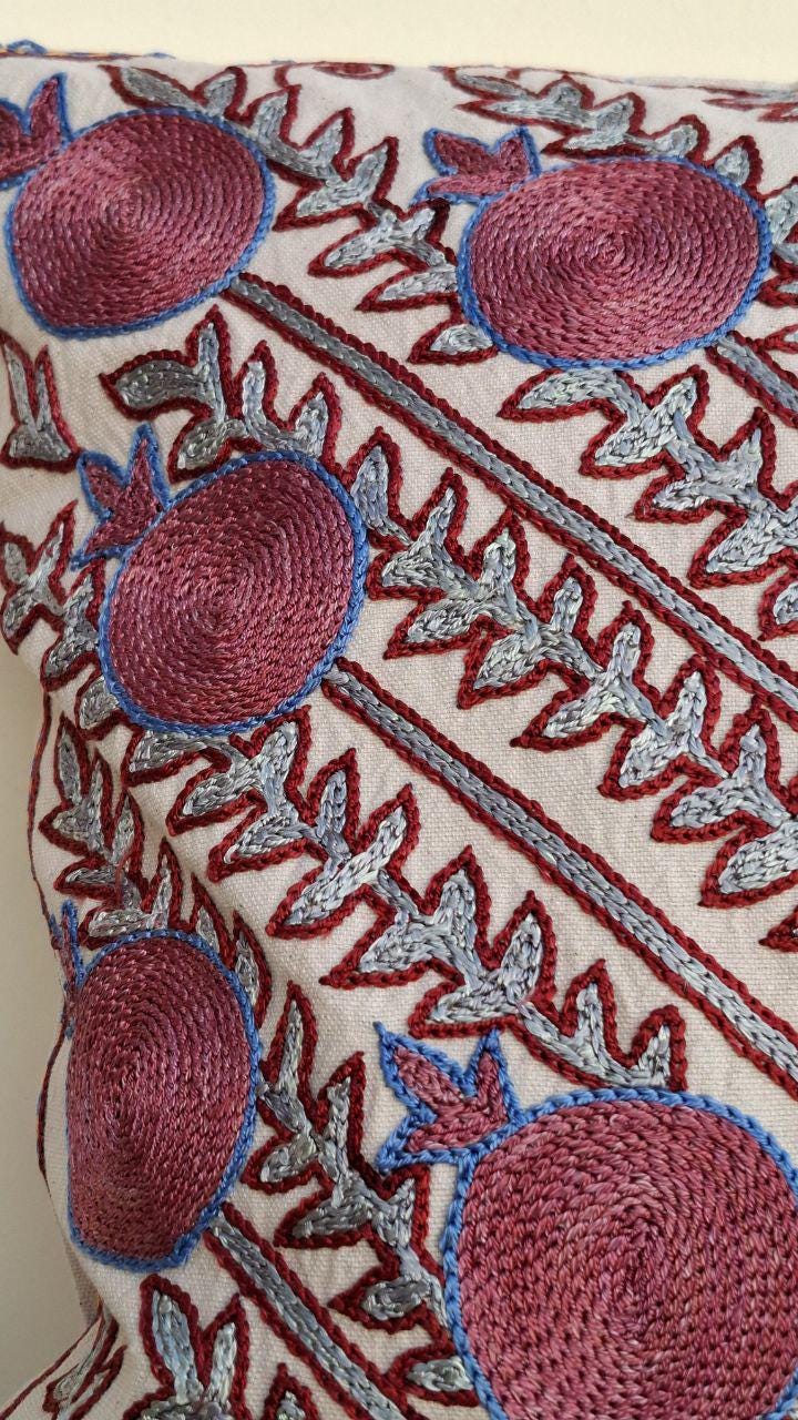 Hand embroidered Suzani Pillow cover, Suzani cushion, Decorative Pillow, pillow case Uzbekistan